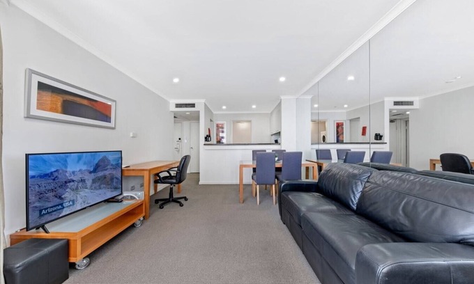 The Rocks Apartment | One Bedroom Apartment Near Opera House and Bridge