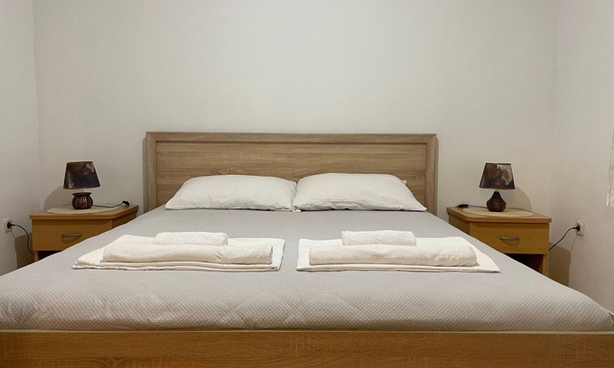 Zuljana Apartment | One bedroom apartment near beach Žuljana, Pelješac (A-20094-b)