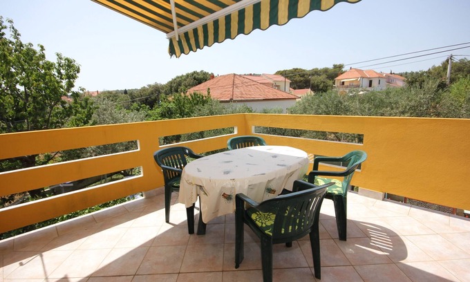 Kukljica Apartment | One bedroom apartment with terrace Kukljica, Ugljan (A-8293-b)