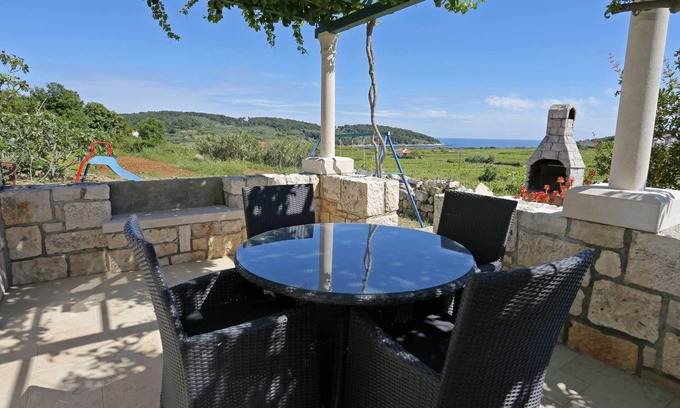 Vela Glavica Apartment | One bedroom apartment with terrace and sea view Lumbarda, Korčula (A-4429-a)