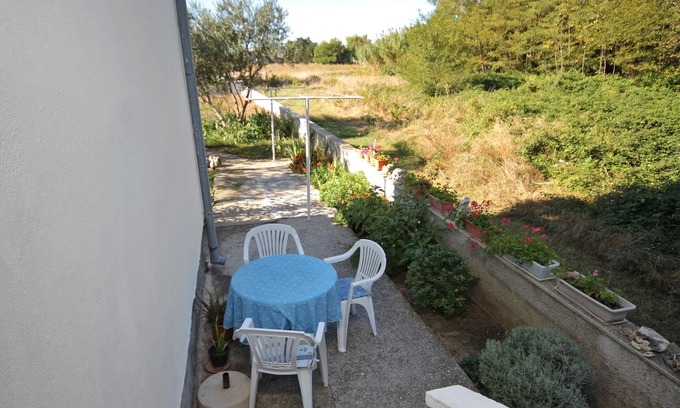 Privlaka Apartment | One bedroom apartment with terrace Privlaka, Zadar (A-667-b)