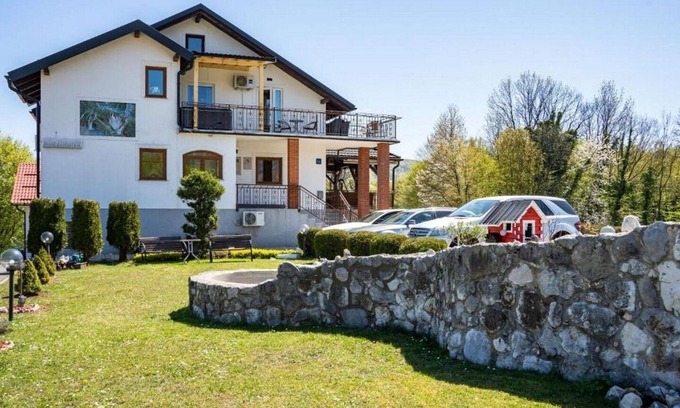Seliste Dreznicko Apartment | One bedroom apartment with balcony Seliste Dreznicko, Plitvice (A-21127-b)