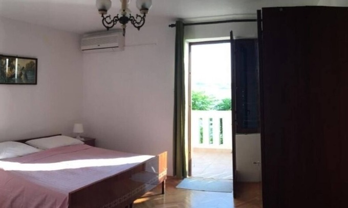 Kustici Apartment | One bedroom apartment near beach Kustići, Pag (A-18248-c)