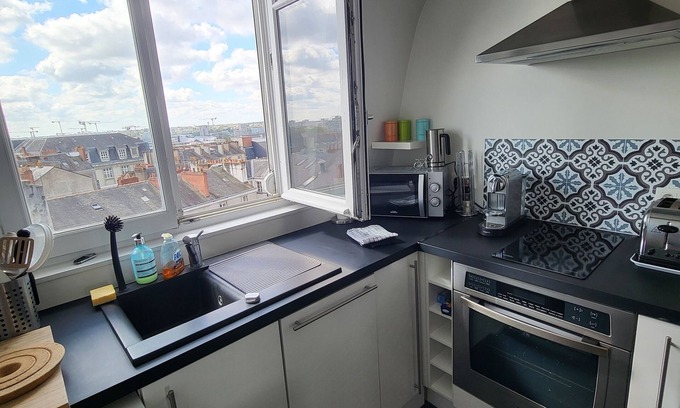 Dobree-Bon Port Apartment | One bedroom apartment, Hyper-centre, Graslin, Nantes
