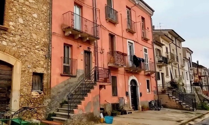 Raiano Apartment | One Bedroom Apartment in Beautiful Raiano!