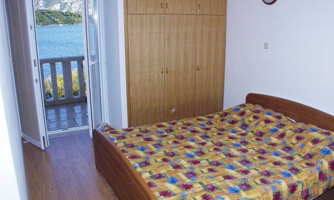 Kneza Apartment | One bedroom apartment near beach Kneža, Korčula (A-167-a)