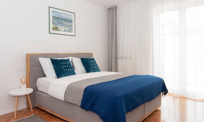 Portoroz Apartment | One Bedroom Apartment with terrace Rose Garden