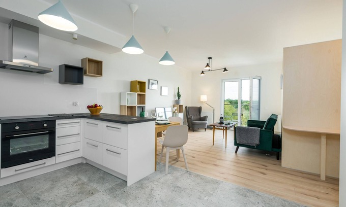 Nowe Miasto Apartment | One-Bedroom Apartment|Starołęcka 42c/35