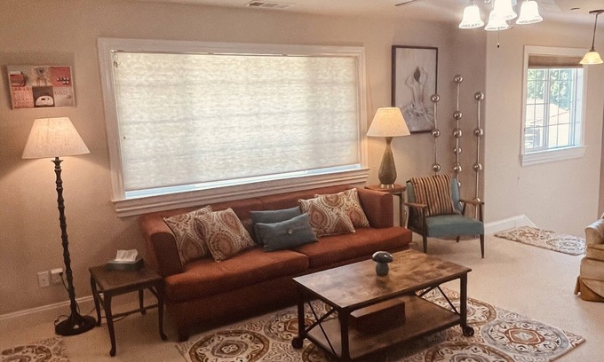 Livermore Apartment | One bedroom apartment w/private entrace