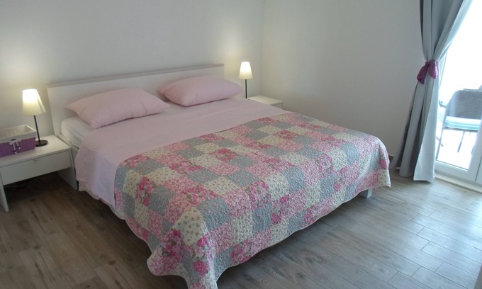 Kuciste Apartment | One bedroom apartment with balcony and sea view Kučište - Perna, Pelješac (A-10161-e)