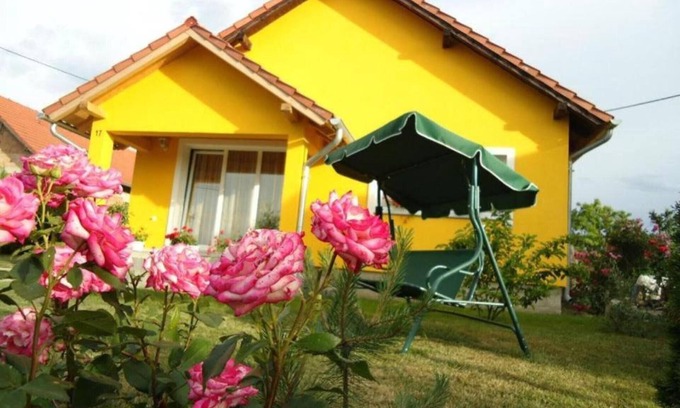 Draz Apartment | One Bedroom Apartment with Balcony