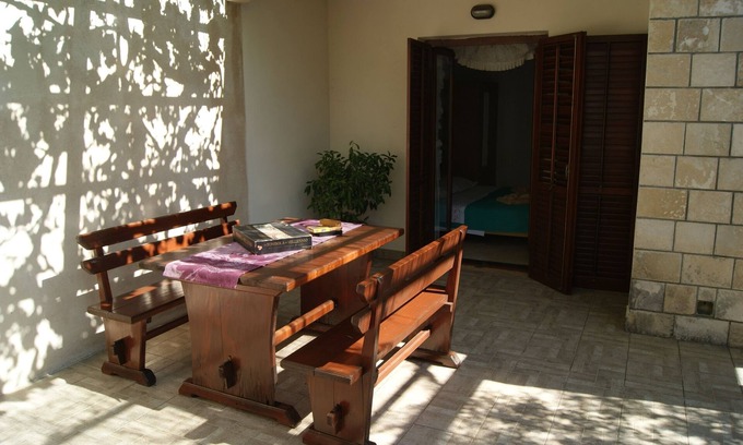 Zavala Apartment | One bedroom apartment with terrace and sea view Zavala, Hvar (A-15357-b)