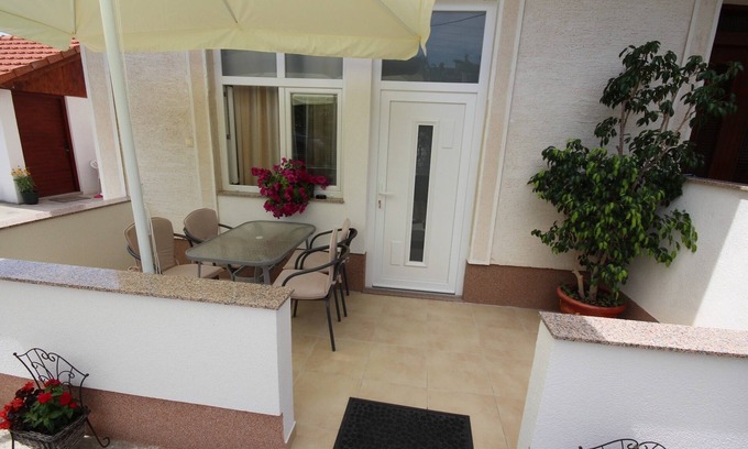 Zadar Apartment | One bedroom apartment with terrace Zadar - Diklo, Zadar (A-5875-a)