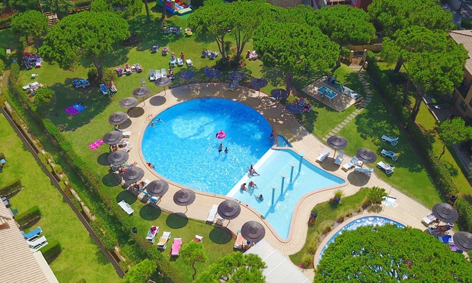 Santa Eulalia Apartment | One Bedroom Apt | 300m from the beach | 2 pool areas | Free Wifi | Central