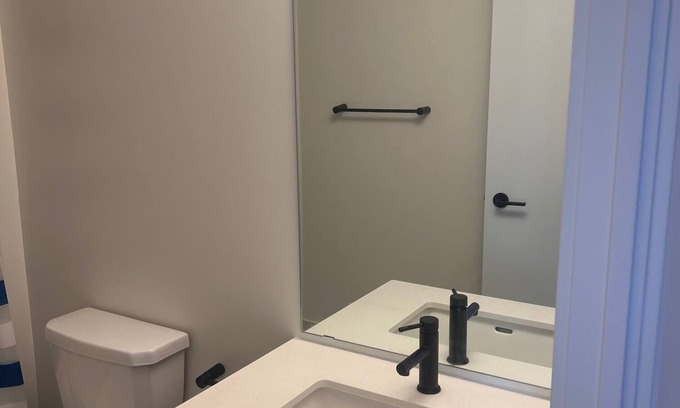Harwood Condo | One Bedroom Condo Apartment