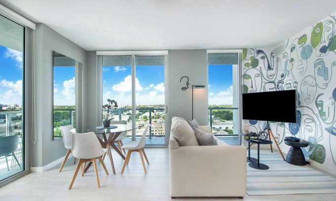 Northeast Miami Condo | One Bedroom Condo King Bed With City Views
