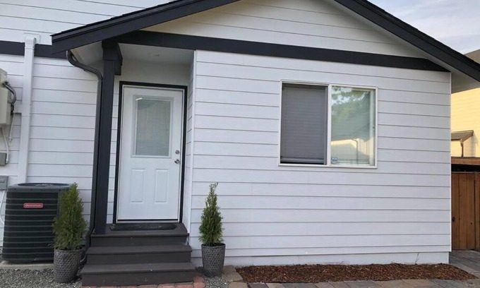 Midland Apartment | One bedroom condo, with two parking spots.