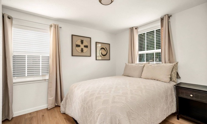 Fort Smith House | One bedroom duplex in desirable Park Hill