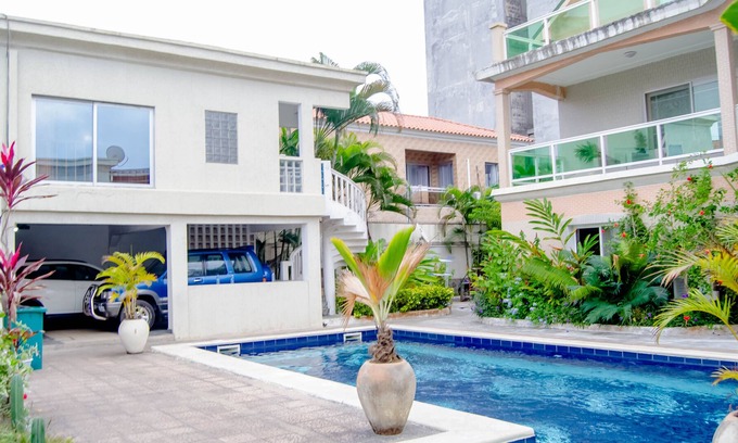 Pointe-Noire Apartment | ONE BEDROOM FLAT IN DOWNTOWN NEAR THE SEA