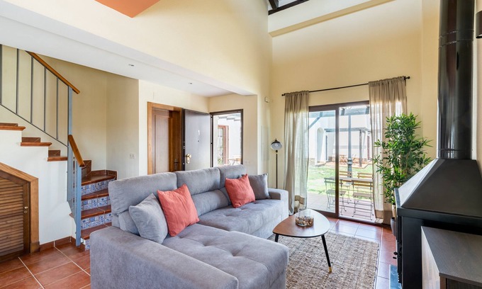 El Ronquillo Apartment | One-Bedroom House