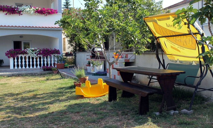 Seline Apartment | One bedroom apartment with terrace Seline, Paklenica (A-6603-c)