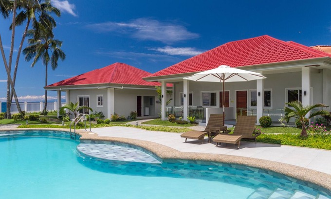 Zamboanguita Apartment | One bedroom Oceanfront Apartment by Green Turtle Residences.