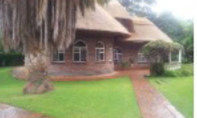 Harare East Cabin | One bedroom One bathroom accommodating two