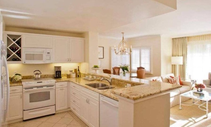 Aviara Villa | One Bedroom Residence with King Bed