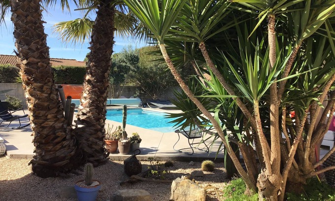 Marguerittes House | One bedroom with private bathroom. Charm and tranquility