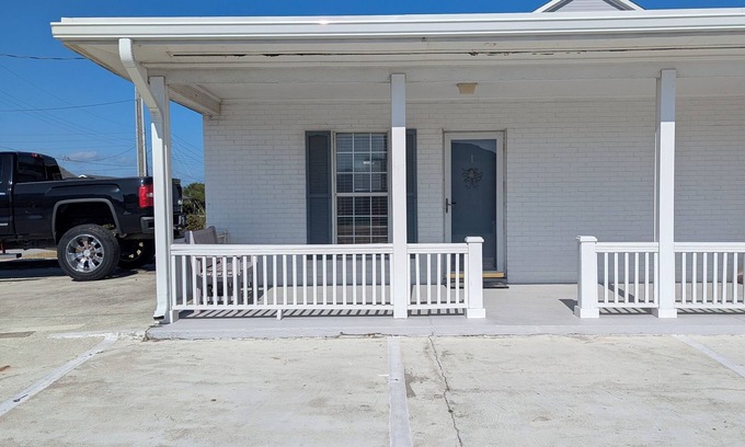 Atlantic Beach Condo | One BR beach condo with pool!