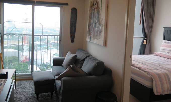 Ratchadaphisek Condo | One Br With 50 Meter To Metro Station