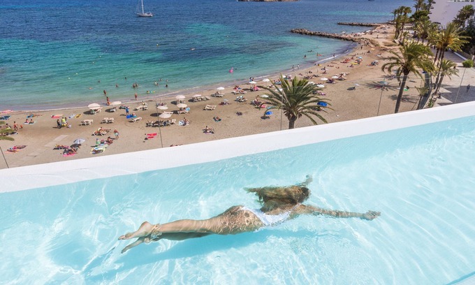 Figueretas Hotel | One Ibiza Suites