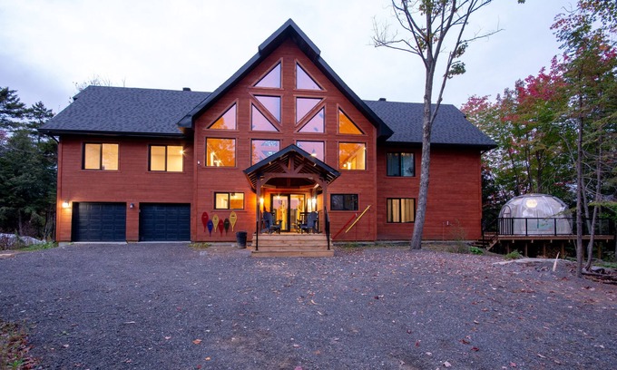Gore Ski Chalet | One of a Kind Luxury Chalet in Laurentians!!