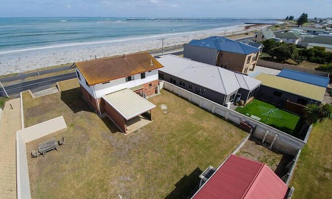 Port Macdonnell House | One Sea Parade Port Macdonnell