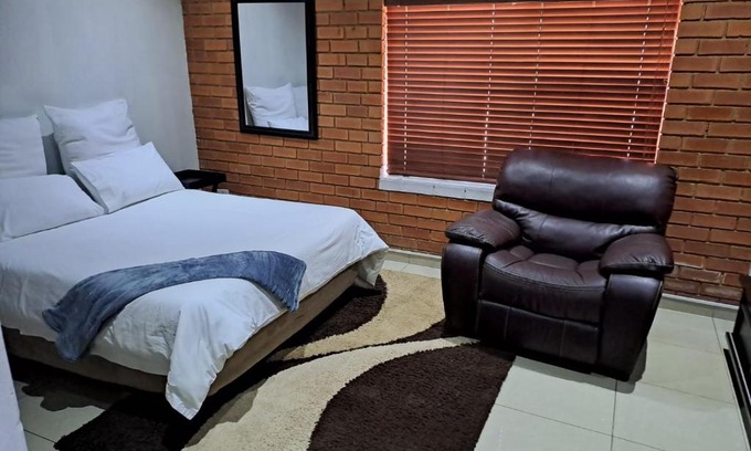 Greater Johannesburg Metropolitan Area House | One Three 9ine Boutique Guesthouse