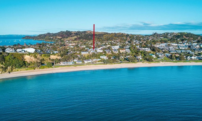 Oneroa Villa | Oneroa Bay Villa Waiheke