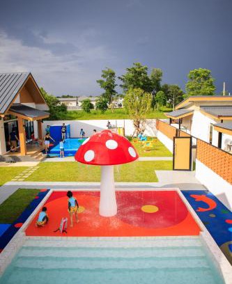 San Kamphaeng Villa | ongsa house chiang mai pool villa