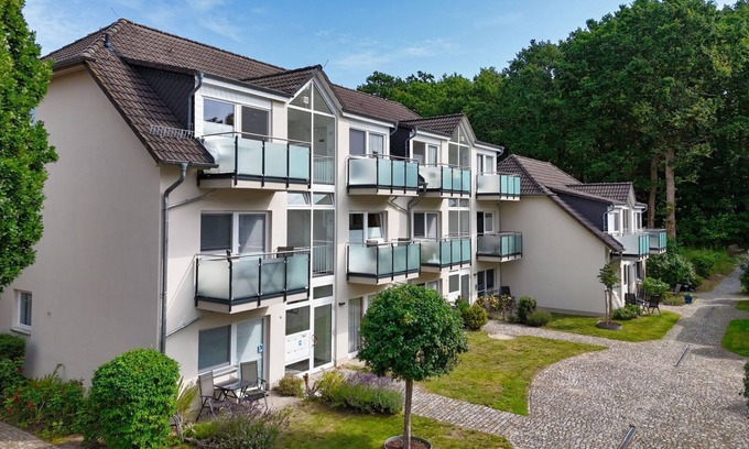 Monchgut-Granitz Apartment | Only 100 m to the beach, apartment with balcony and terrace - App. Eldena apartment 19 -