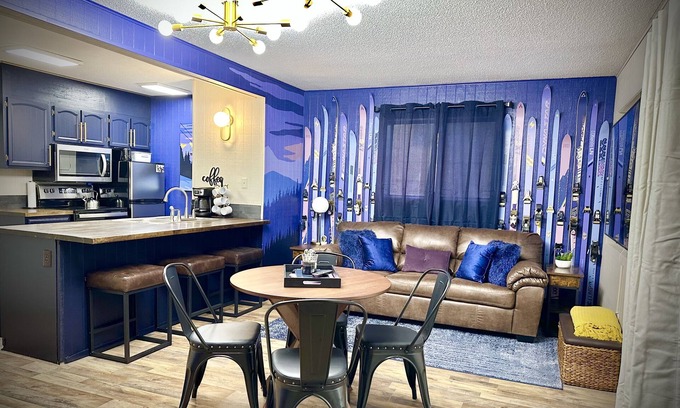 Angel Fire Condo | Only 2 Blocks from Resort Base! 2b-2ba-Fully Remodeled ⛷️