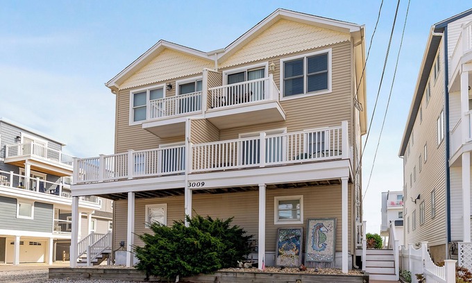 Sea Isle City House | Only 200 feet to the beach!