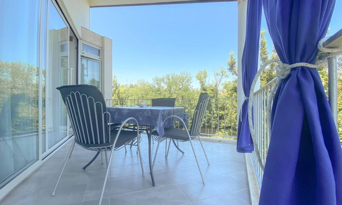 Zambratija Apartment | Only 80 metres to the blue Adriatic Sea with private balcony, air conditioning, WiFi