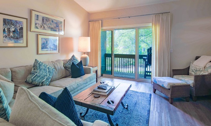 South Beach Villa | Only a 2 Minute Walk to Salty Dog, Pool, Marina & Beach! Perfect South Beach Vacation Getaway!