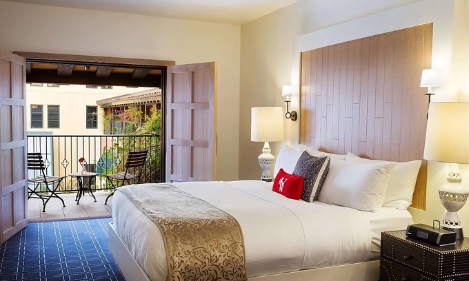 San Jose Hotel | Only Minutes to Thomas Barrett Park! Family-friendly Unit! w/Parking & Pool!