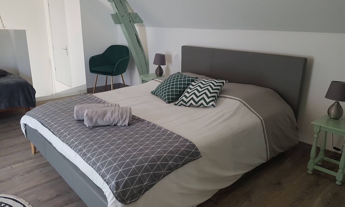 Theneuil Bed & Breakfast | Onna's bed and breakfast