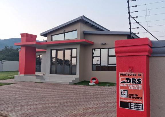 Makhado House | ONNIE GUESTHOUSE