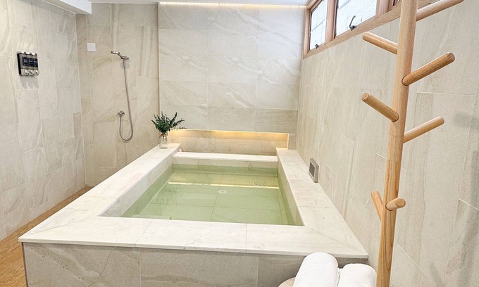 Wattana House | Onsen Wellness Retreat
