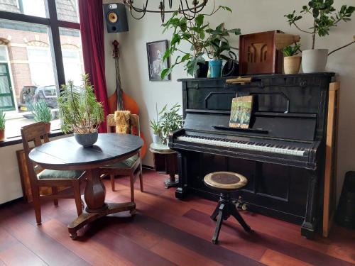 Den Helder Apartment | Onthaast & Geniet