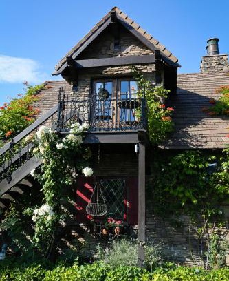 Templeton Apartment | ONX WINES - Briarwood Apartment