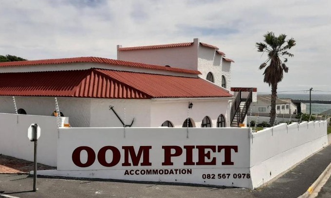 Gansbaai Apartment | Oom Piet Accommodation