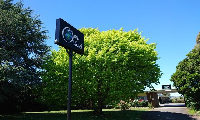 Leongatha Hotel | Opal Motel